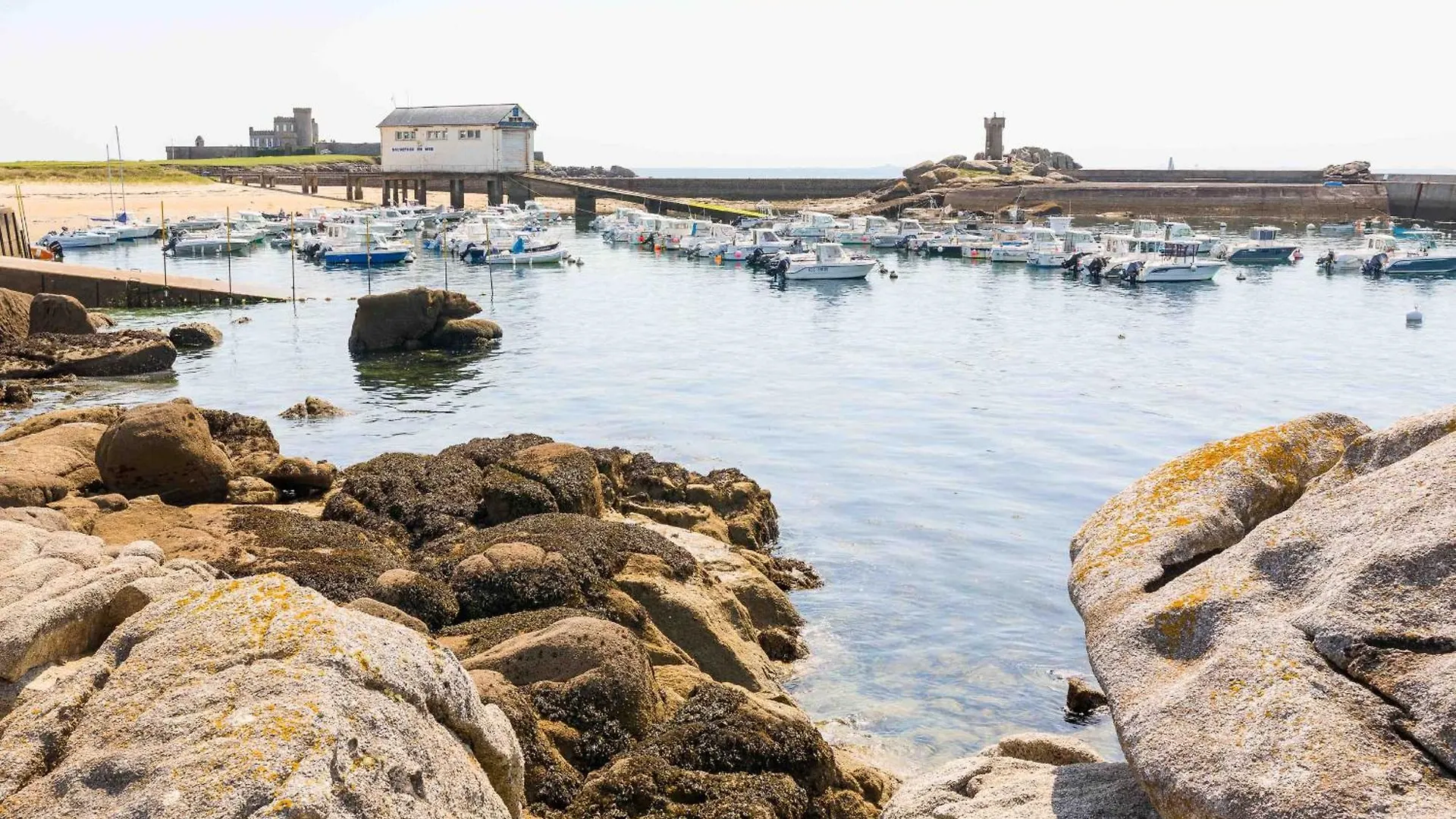 Vakantiehuis A 490M De La Plage, Maison Neuve Pour 8 Trégunc